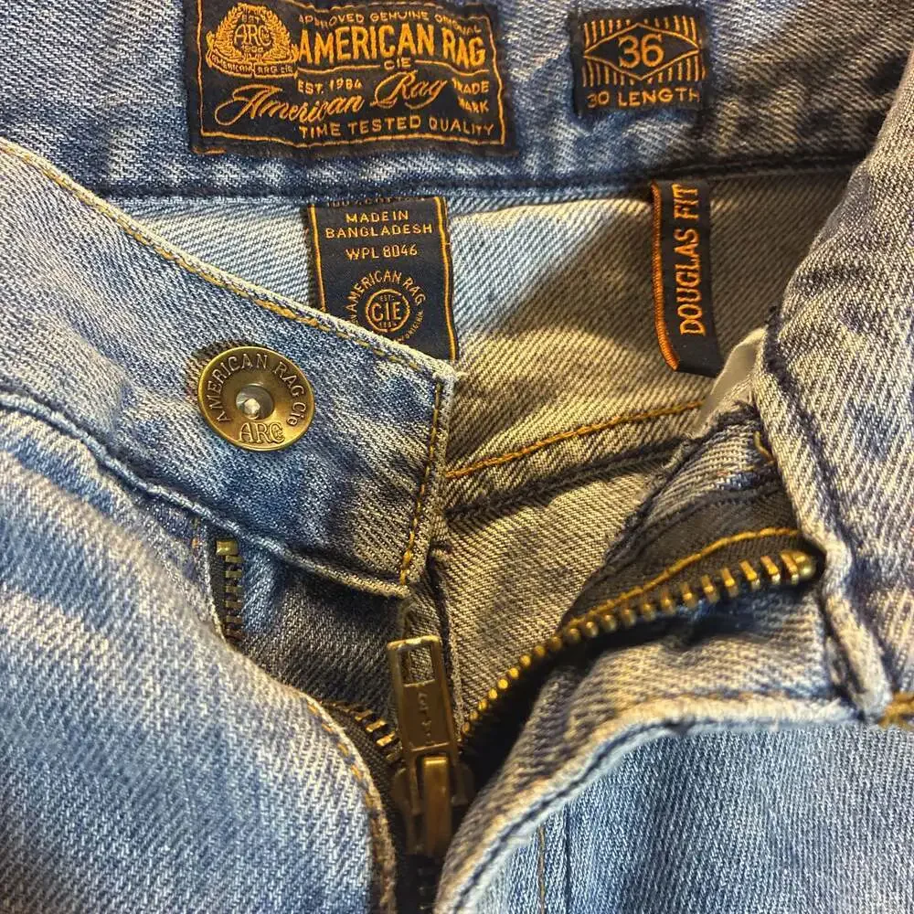American Rag Denim Jeans‎ Mens 34x32 DouglasStraight Fit Light Blue Wash Y2K